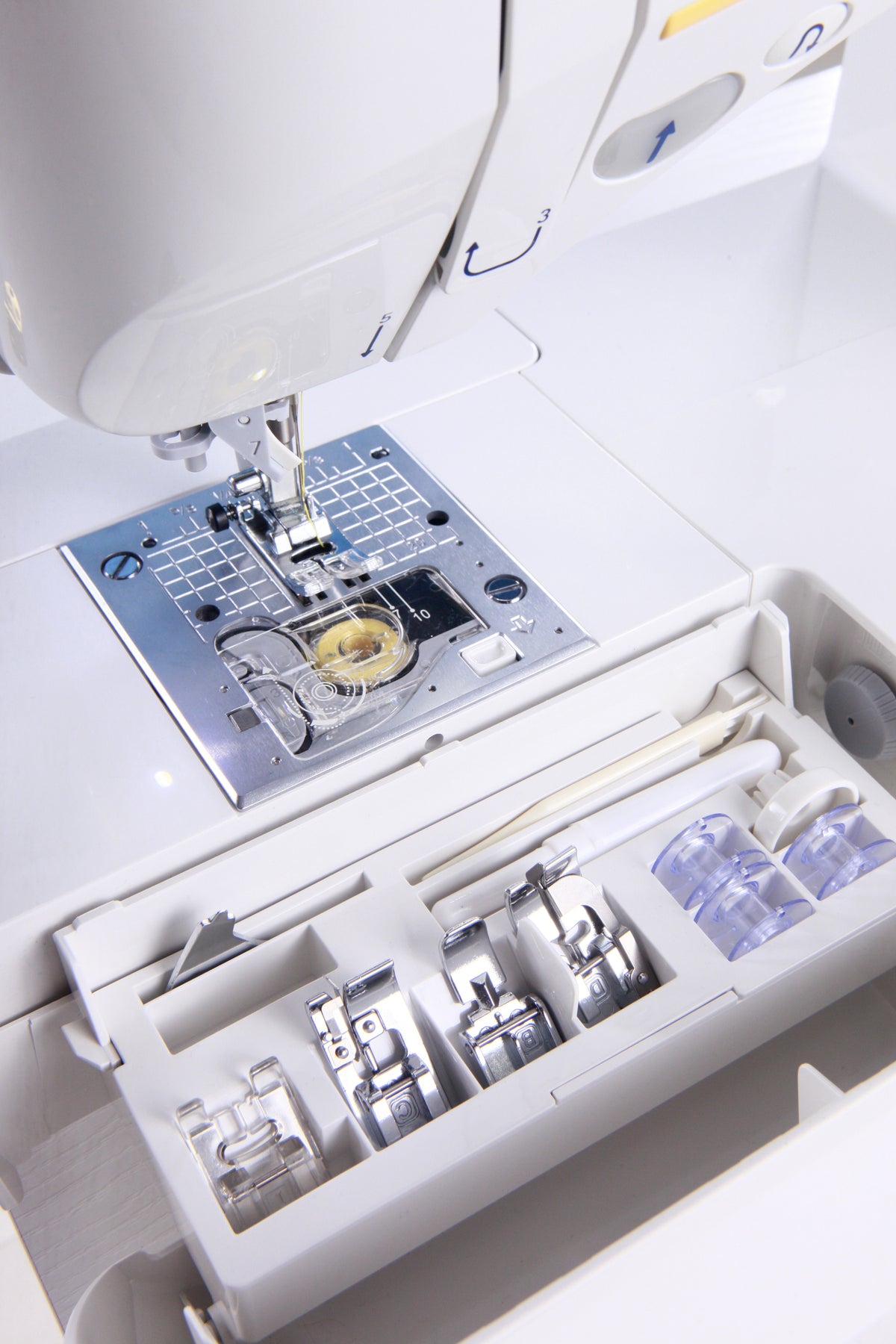 JUKI Exceed HZL-F400 Sewing Machine