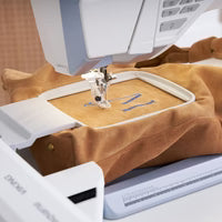 HUSQVARNA® VIKING® DESIGNER EPIC™ 3 Sewing & Embroidery Machine Nordic Frost