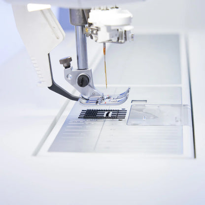 HUSQVARNA® VIKING® DESIGNER EPIC™ 3 Sewing & Embroidery Machine Nordic Frost