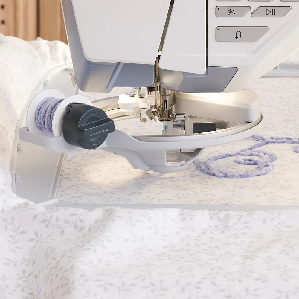 HUSQVARNA® VIKING® DESIGNER EPIC™ 3 Sewing & Embroidery Machine Nordic Frost