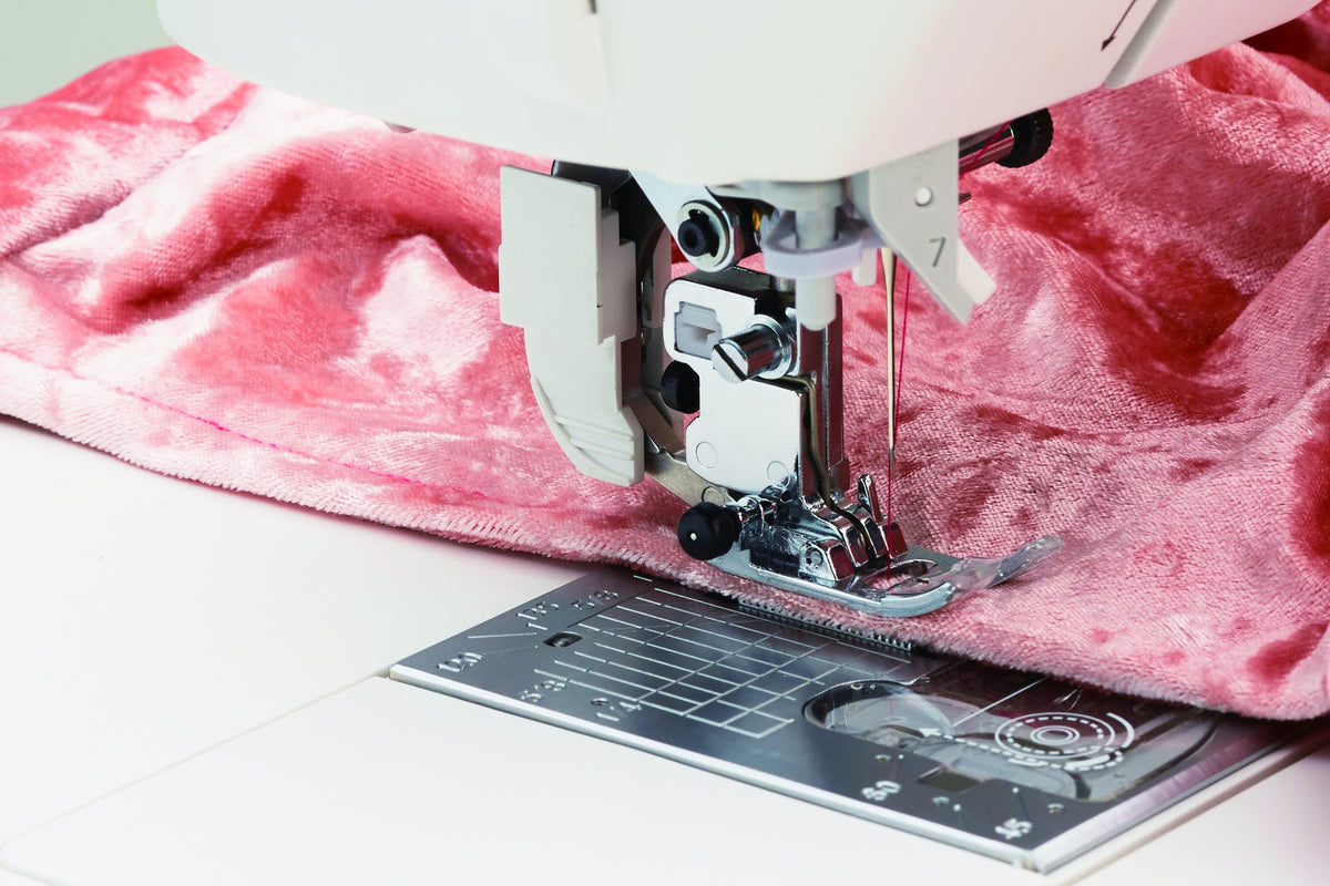 JUKI HZL-NX7 Kirei Sewing and Quilting Machine