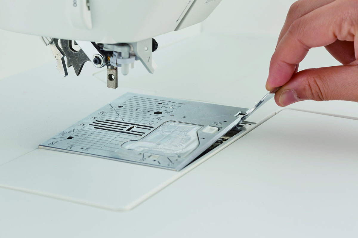 JUKI HZL-NX7 Kirei Sewing and Quilting Machine
