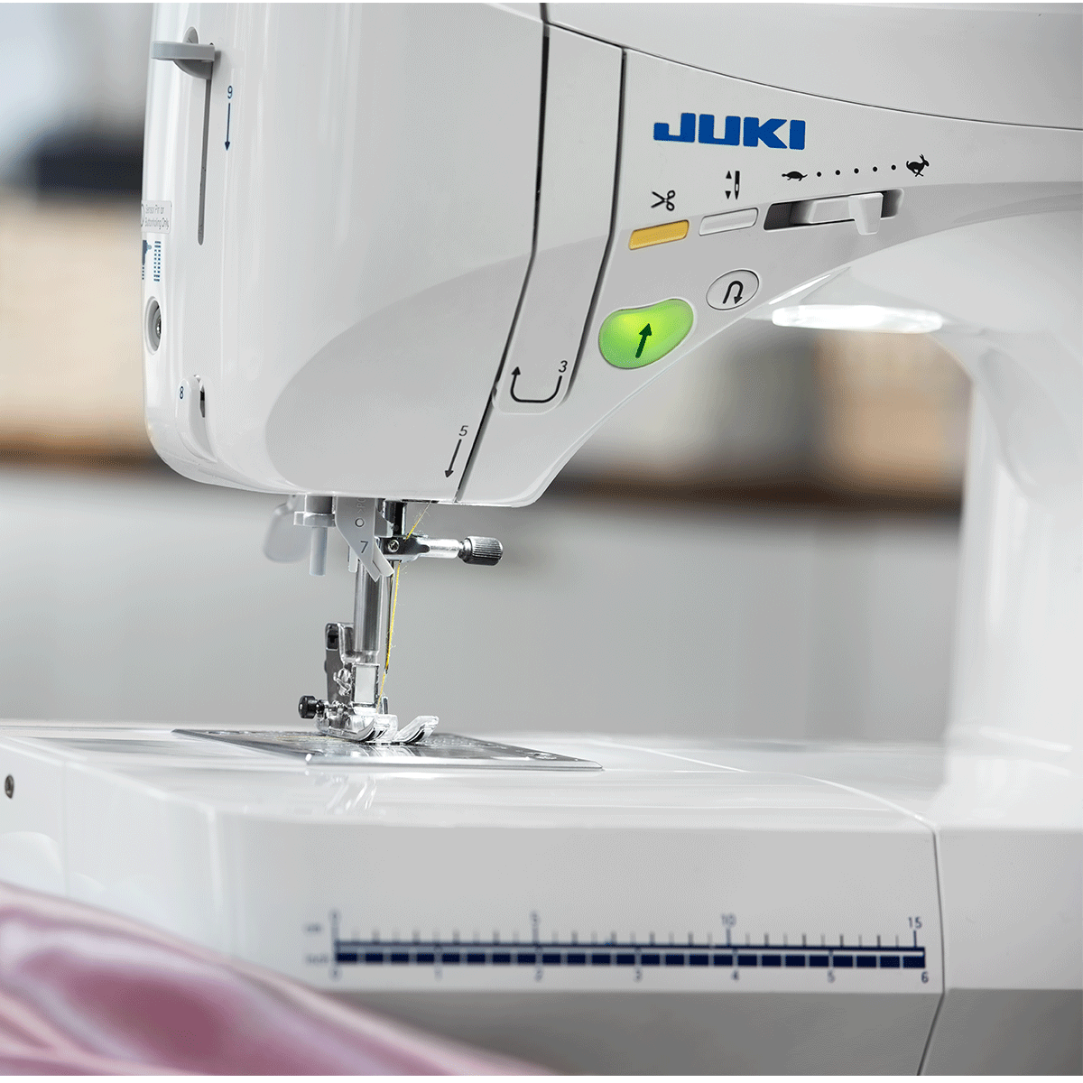 JUKI Exceed HZL-F600 Sewing Machine