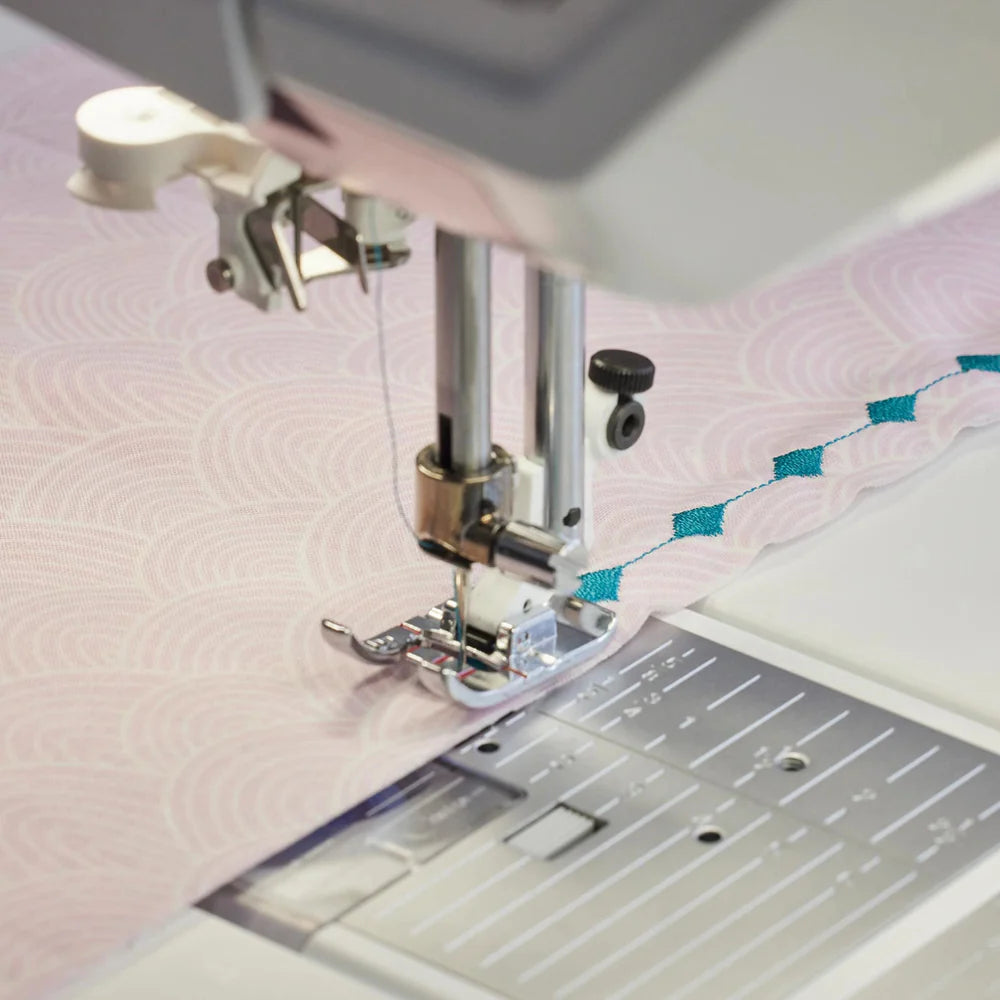 HUSQVARNA® VIKING® EPIC™ QUILT™ 97 Sewing Machine