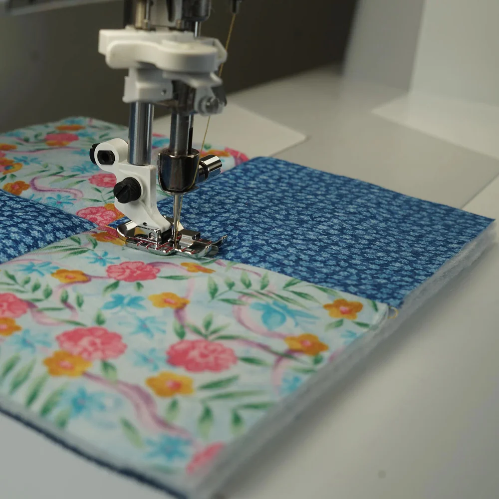 HV Adjustable Stitch-In-Ditch Foot (9)