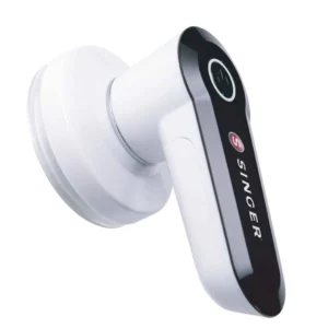 SINGER Compact Fabric Shaver & Lint Remover - Battery Powered